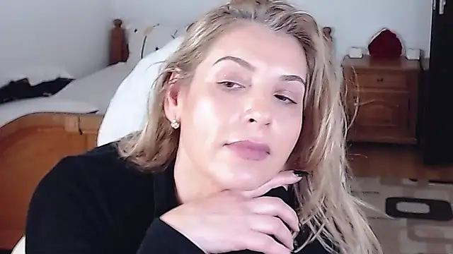 Snapshot of evamaria2024 chatting on February 11, 12:48 pm evamaria2024 online show from February 11, 12:48 pm