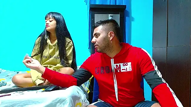 2ScarletandRyan8 online show from January 18, 10:06 am