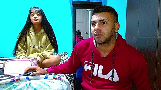 2ScarletandRyan8 online show from February 14, 10:07 am