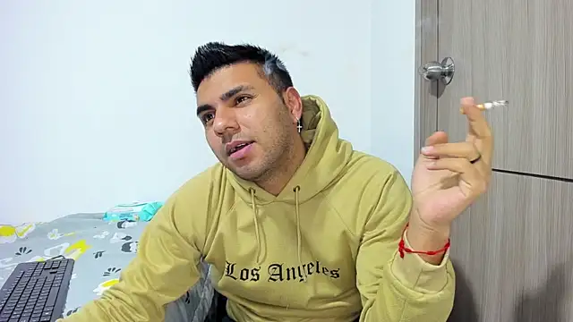 2ScarletandRyan8 online show from February 28, 10:09 am