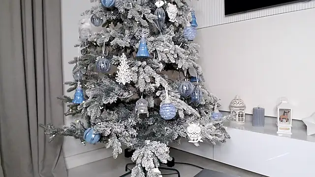 Smileyouarehere online show from December 22, 11:57 pm