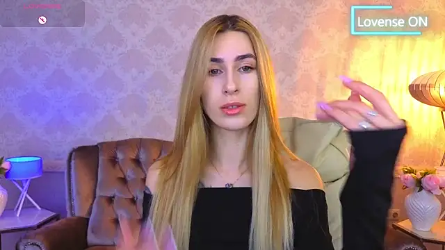 Snapshot of Sexy_Lava chatting on November 3, 6:47 am Sexy Lava online show from November 3, 6:47 am