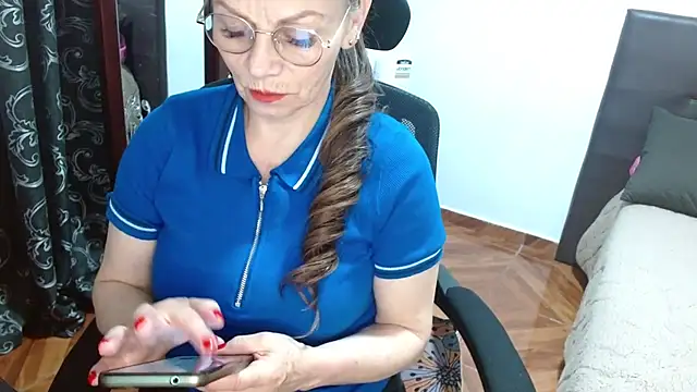 Snapshot of asleycavta chatting on November 9, 10:52 pm asleycavta online show from November 9, 10:52 pm