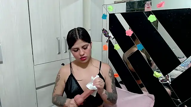 Snapshot of katery_wok11 chatting on February 3, 6:40 am katery wok11 online show from February 3, 6:40 am