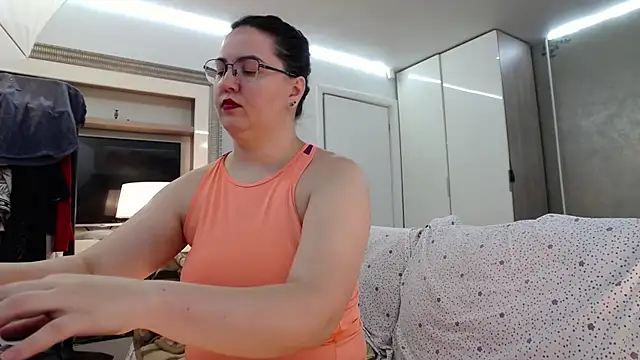 ILoveToFeelU online show from July 20, 10:34 pm