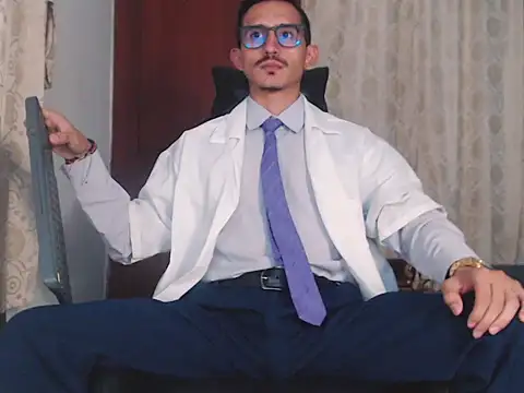 HomeAloneK online show from October 23, 7:34 pm