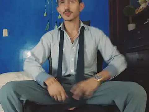 HomeAloneK online show from October 29, 7:37 pm