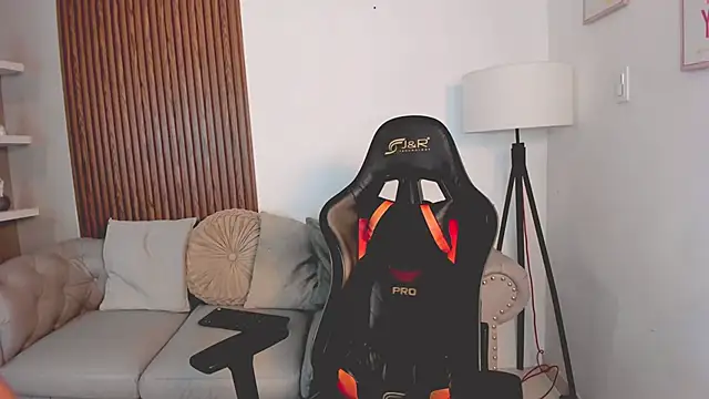 Snapshot of liam_collins21 chatting on October 14, 11:44 am liam collins21 online show from October 14, 11:44 am