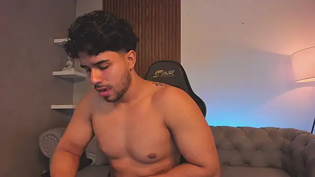 liam collins21 online show from February 21, 11:55 am