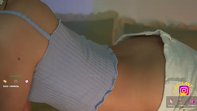 Snapshot of antonella_maitt1 chatting on December 15, 6:29 am antonella maitt1 online show from December 15, 6:29 am