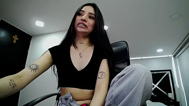 Snapshot of ananya_sex1 chatting on March 18, 8:59 pm ananya sex1 online show from March 18, 8:59 pm