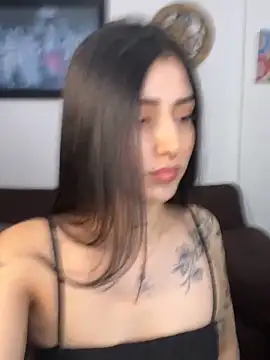 Snapshot of ananya_sex1 chatting on June 21, 8:28 am ananya sex1 online show from June 21, 8:28 am