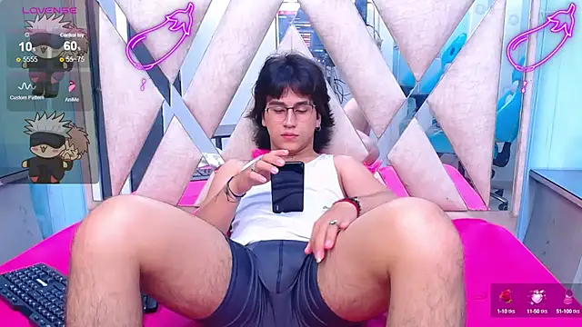 Snapshot of alex_477 chatting on February 24, 2:37 pm alex 477 online show from February 24, 2:37 pm