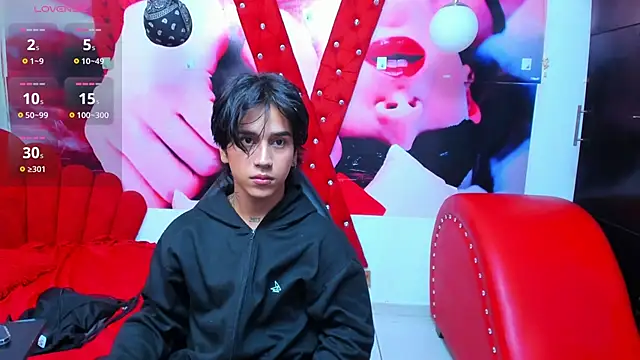 alex 477 online show from March 6, 11:39 am