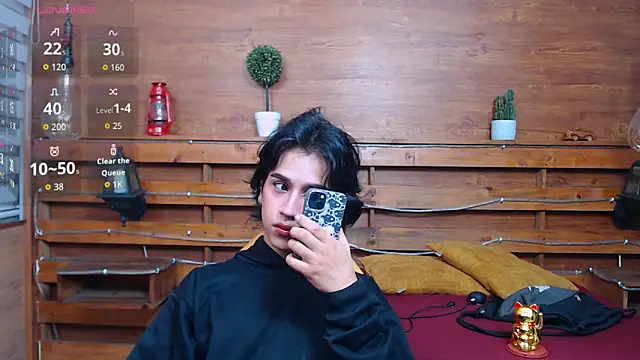 alex 477 online show from June 3, 11:35 am