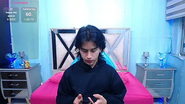 alex 477 online show from June 8, 11:32 am