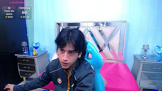 alex 477 online show from July 20, 11:45 am