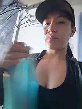 kim monti online show from June 23, 1:20 pm