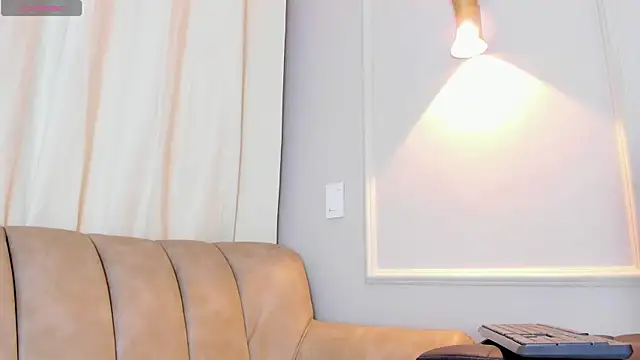 Snapshot of Lia_walton chatting on December 30, 11:59 am Lia walton online show from December 30, 11:59 am