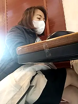 Michiko1 online show from February 19, 4:44 am