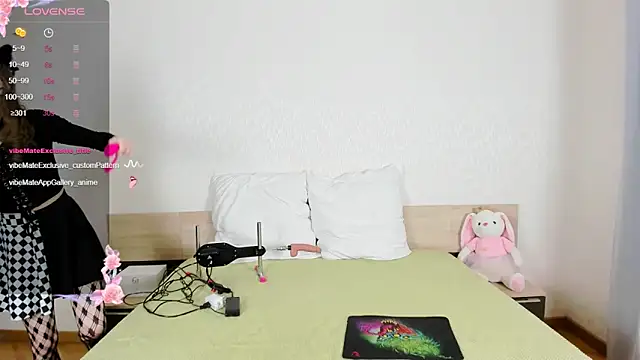 Cowell Adelina online show from September 29, 9:36 am