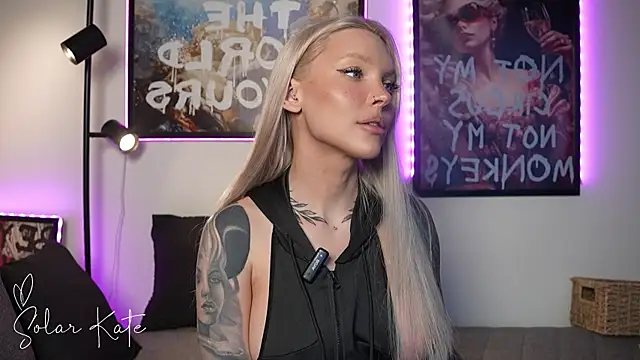 Snapshot of solarkate chatting on December 17, 7:31 pm solarkate online show from December 17, 7:31 pm