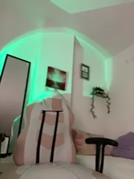 Snapshot of Alessiasex_ chatting on February 1, 7:44 pm Alessiasex online show from February 1, 7:44 pm