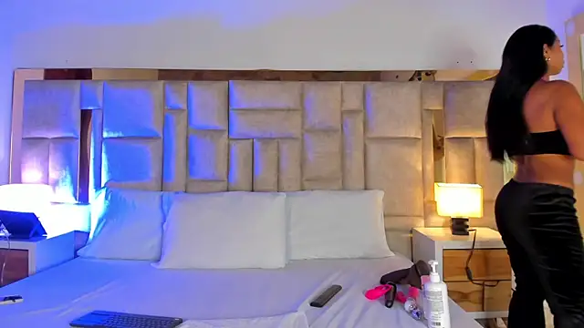 Miss Abigail  online show from February 26, 12:48 pm