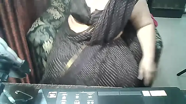 Snapshot of Punambhabisexy chatting on December 3, 11:14 pm Punambhabisexy online show from December 3, 11:14 pm