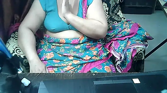 Snapshot of Punambhabisexy chatting on May 25, 2:39 am Punambhabisexy online show from May 25, 2:39 am