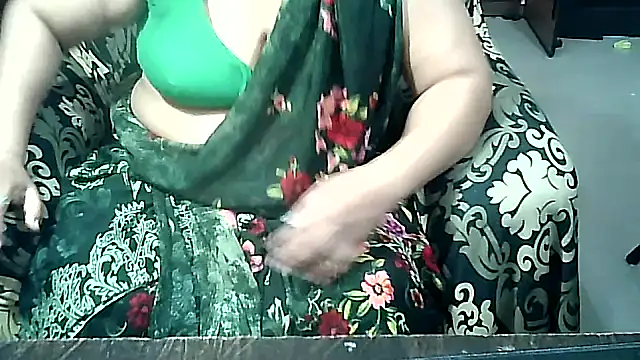 Snapshot of Punambhabisexy chatting on July 5, 10:28 pm Punambhabisexy online show from July 5, 10:28 pm