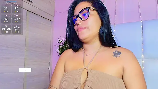 kiana cream online show from February 28, 12:42 pm