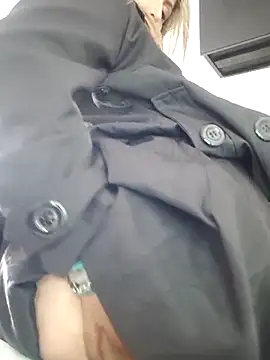  Abril-Office1 online show from February 19, 4:22 pm