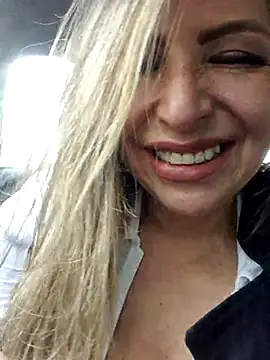  Abril-Office1 online show from March 4, 5:34 pm