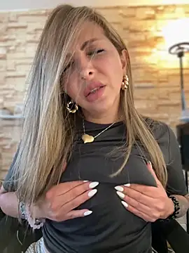  Abril-Office1 online show from October 15, 3:23 pm