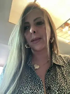  Abril-Office1 online show from January 14, 4:45 pm