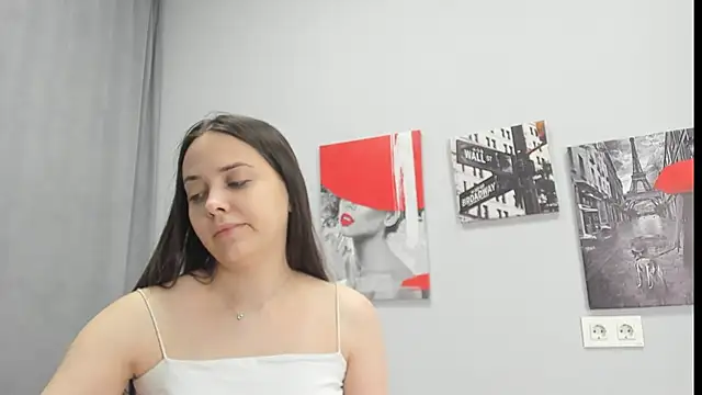 Tiny JuJu online show from February 3, 1:15 am