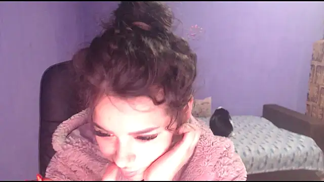 Snapshot of LovelyJulliette chatting on February 11, 4:13 pm LovelyJulliette online show from February 11, 4:13 pm