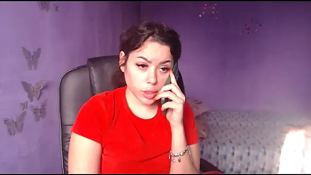 Snapshot of LovelyJulliette chatting on February 14, 12:25 pm LovelyJulliette online show from February 14, 12:25 pm