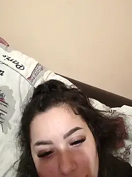 Snapshot of LovelyJulliette chatting on February 16, 4:10 pm LovelyJulliette online show from February 16, 4:10 pm