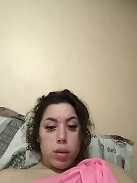 Snapshot of LovelyJulliette chatting on February 16, 7:16 pm LovelyJulliette online show from February 16, 7:16 pm