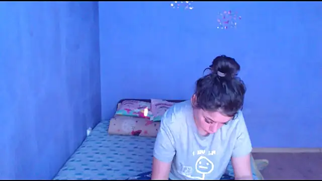 Snapshot of LovelyJulliette chatting on February 23, 1:42 pm LovelyJulliette online show from February 23, 1:42 pm