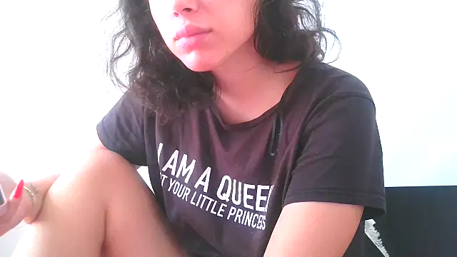 Snapshot of LovelyJulliette chatting on September 20, 12:39 pm LovelyJulliette online show from September 20, 12:39 pm