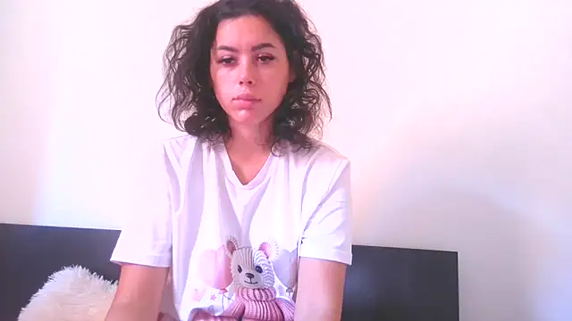 Snapshot of LovelyJulliette chatting on September 22, 10:17 am LovelyJulliette online show from September 22, 10:17 am