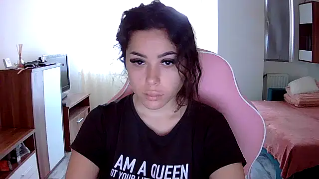 Snapshot of LovelyJulliette chatting on September 27, 10:20 am LovelyJulliette online show from September 27, 10:20 am