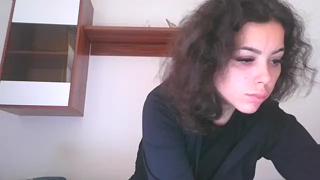 Snapshot of LovelyJulliette chatting on October 14, 12:06 pm LovelyJulliette online show from October 14, 12:06 pm