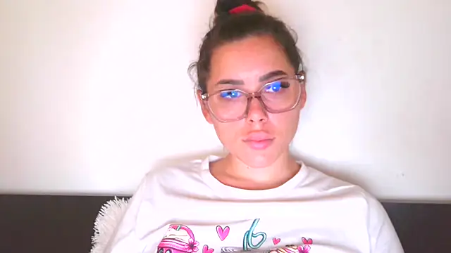 Snapshot of LovelyJulliette chatting on October 24, 11:28 am LovelyJulliette online show from October 24, 11:28 am