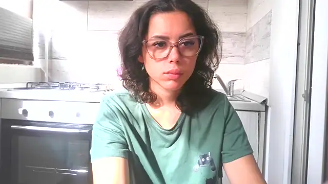 Snapshot of LovelyJulliette chatting on October 25, 11:29 am LovelyJulliette online show from October 25, 11:29 am