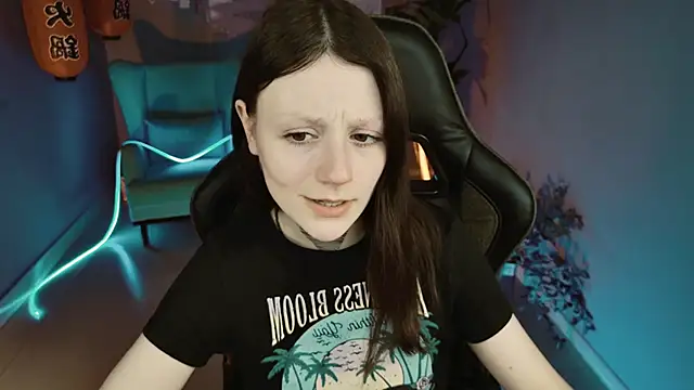 Snapshot of VeliraBraitberg chatting on January 9, 8:13 am VeliraBraitberg online show from January 9, 8:13 am