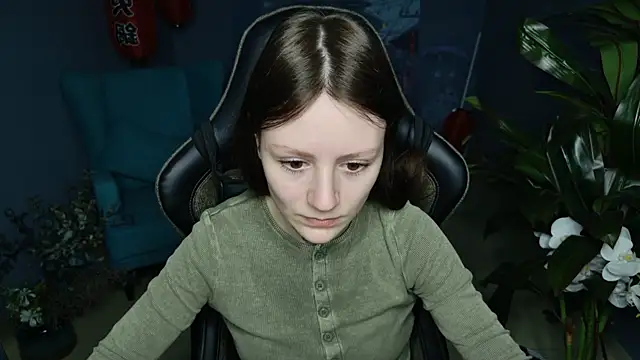 Snapshot of VeliraBraitberg chatting on March 5, 5:07 am VeliraBraitberg online show from March 5, 5:07 am